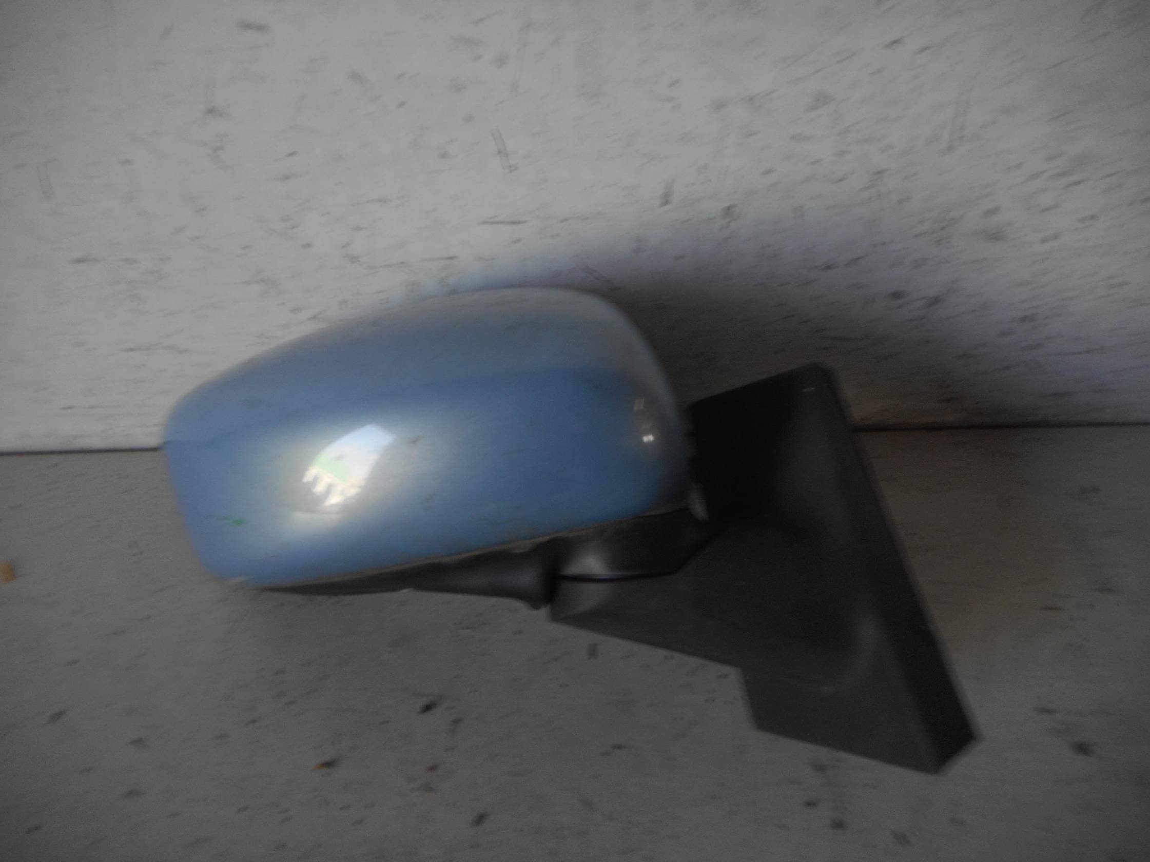 Retrovisore est. dx.